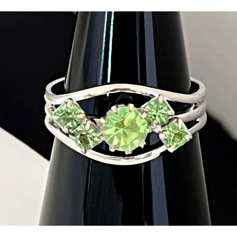 Vintage 1960s Cocktail Ring Mid Century Modern Green Rhinestones - 4K